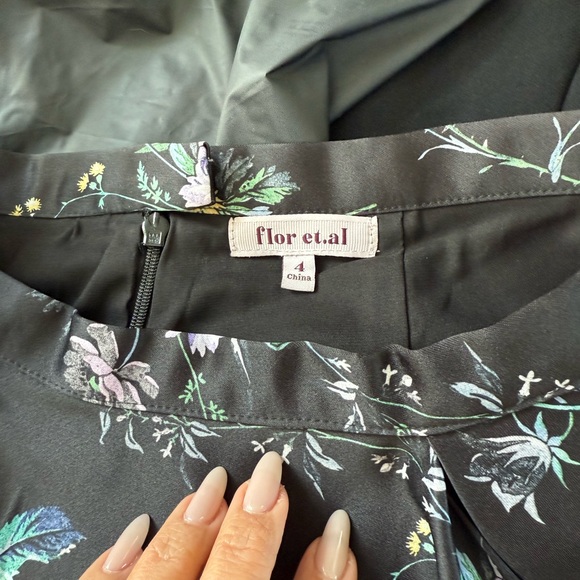 flor et.al Ball Gown skirt Size 4 - Picture 5 of 7